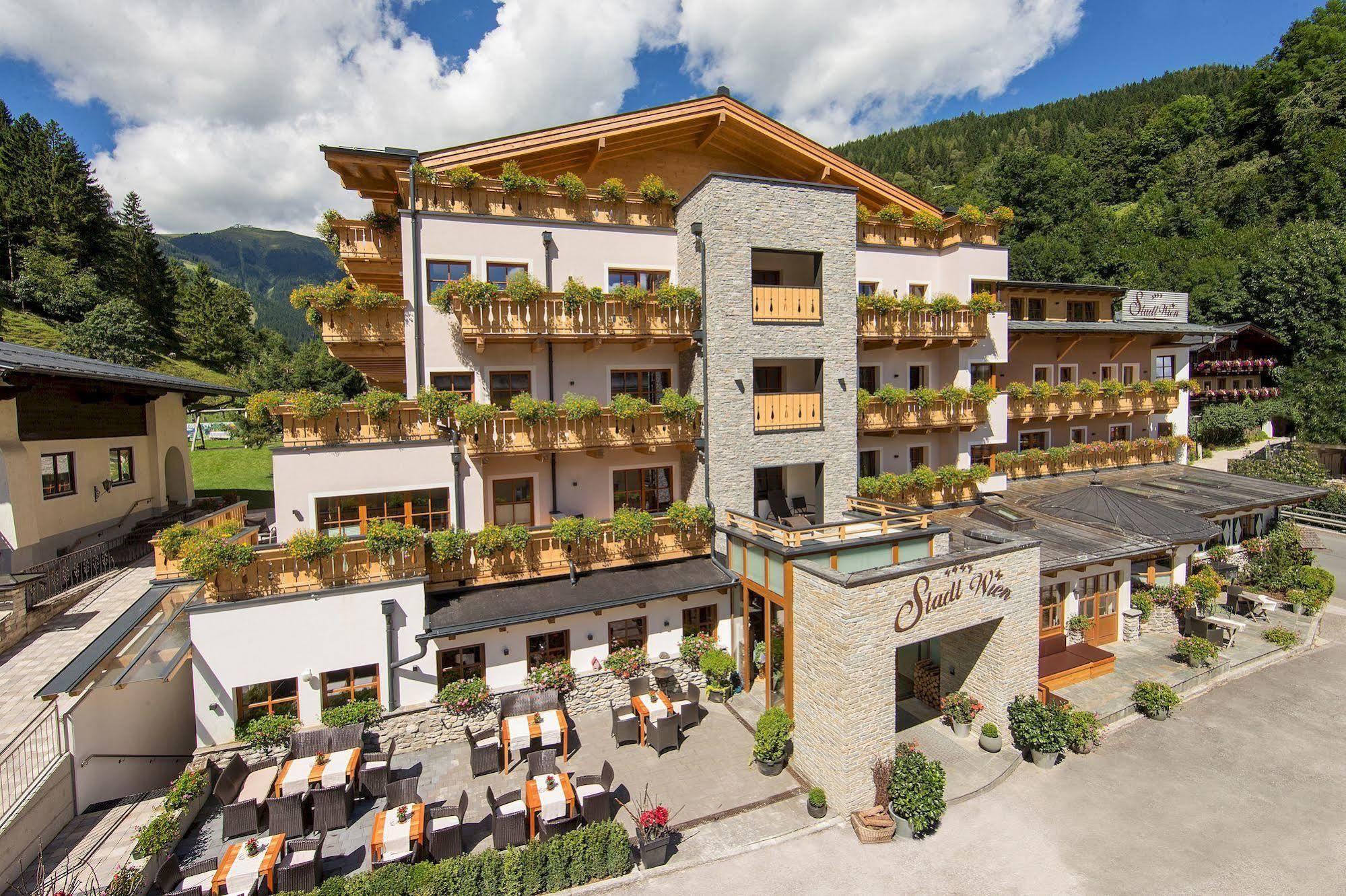 Hotel Stadt Wien Zell am See Esterno foto
